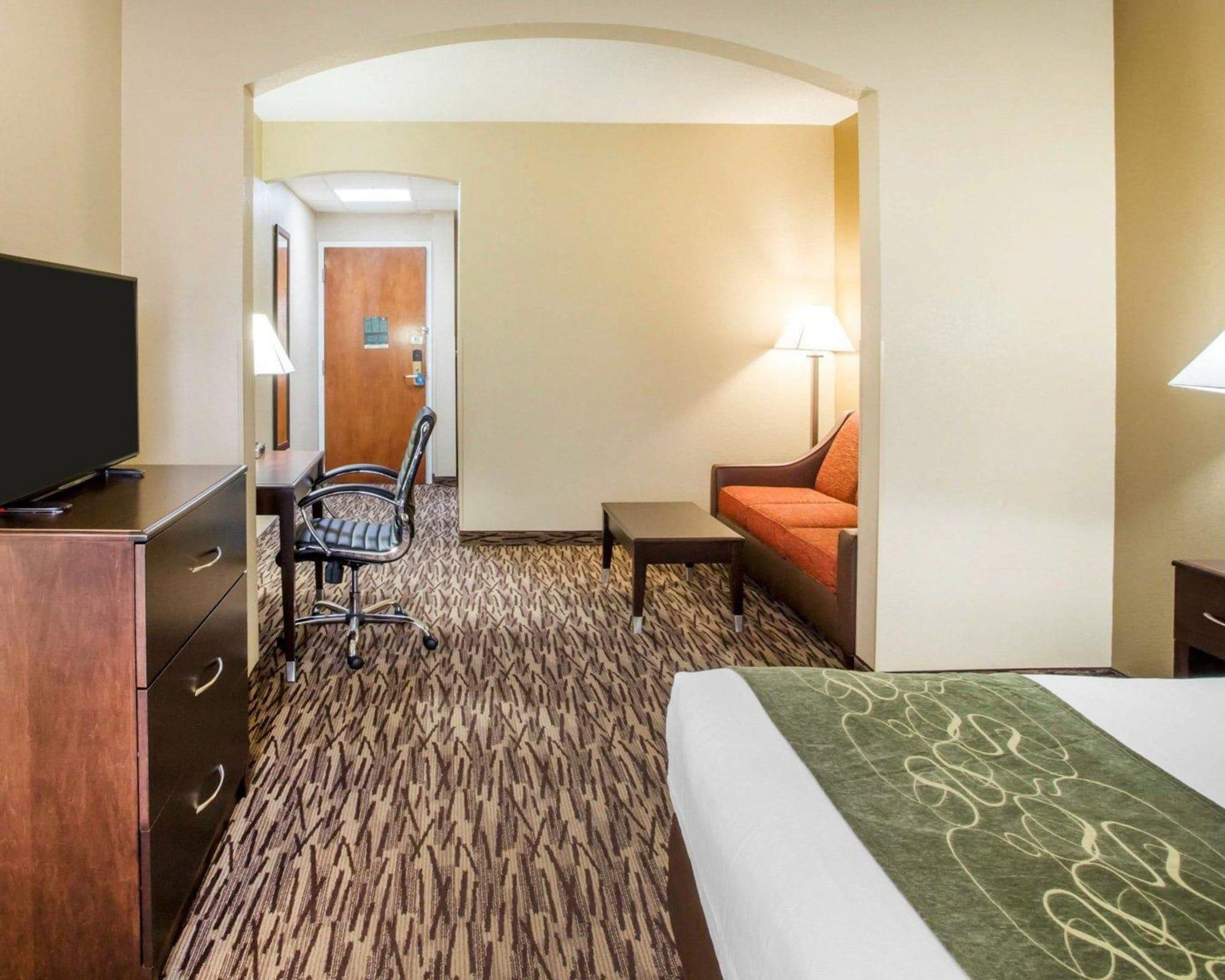 Comfort Suites Lebanon Exterior photo