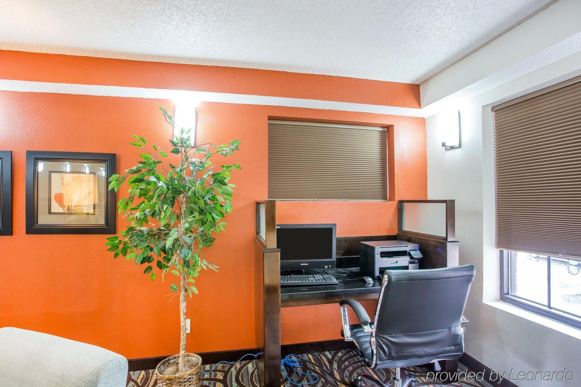 Comfort Suites Lebanon Exterior photo