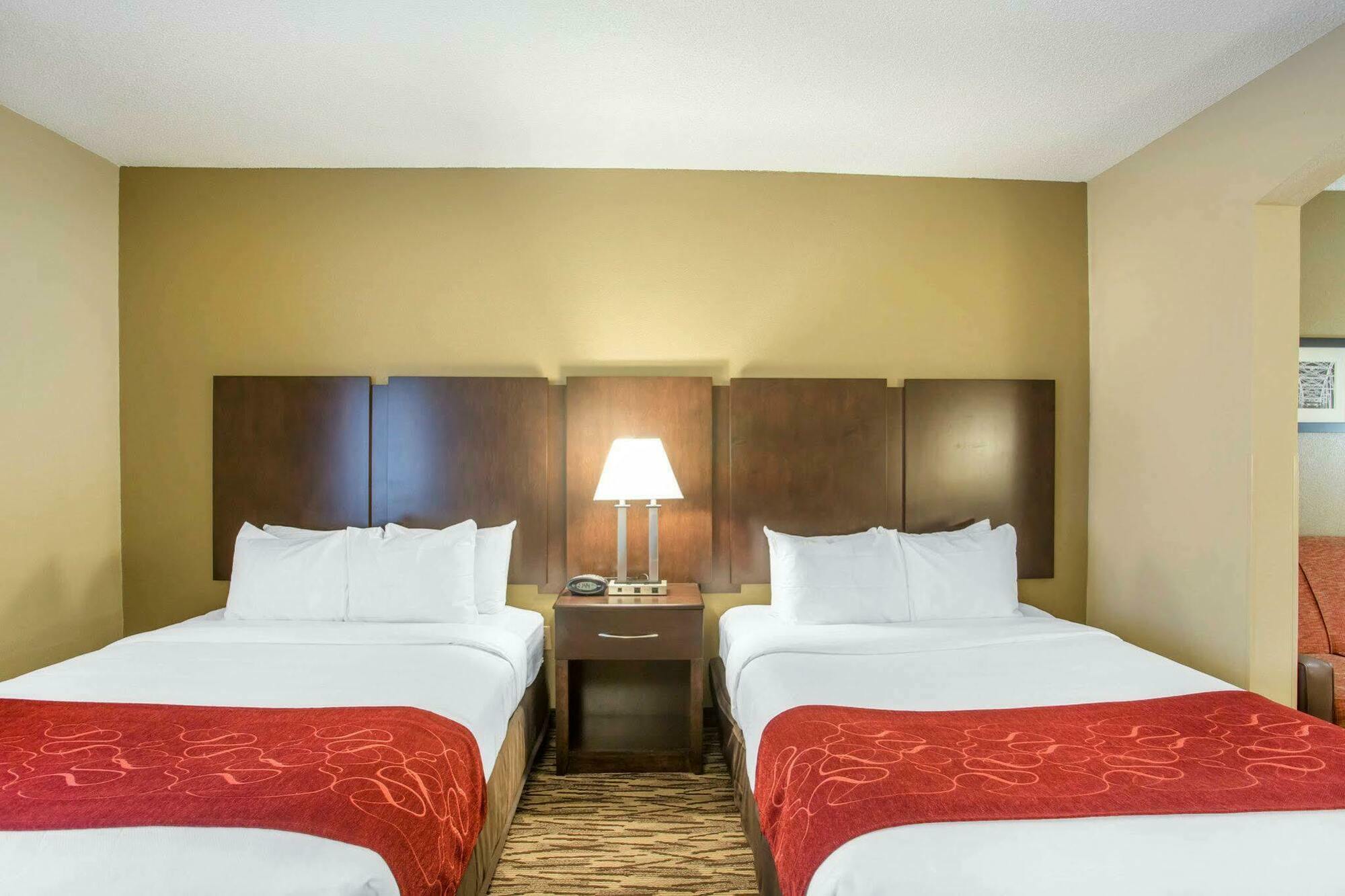 Comfort Suites Lebanon Exterior photo